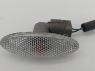 указатель поворота Toyota Yaris XP9 2008, 817330D030