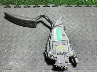 педаль Renault Espace 4 поколение 2005, 8200007515