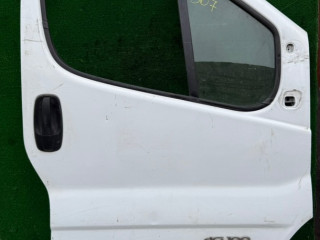 дверь передняя правая Renault Trafic 2 поколение 2005, 1.9 л.