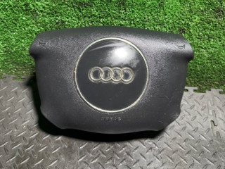 подушка безопасности водителя Audi A4 B6 2004, 8P0880201J