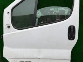 дверь передняя левая Renault Trafic 2 поколение 2005
