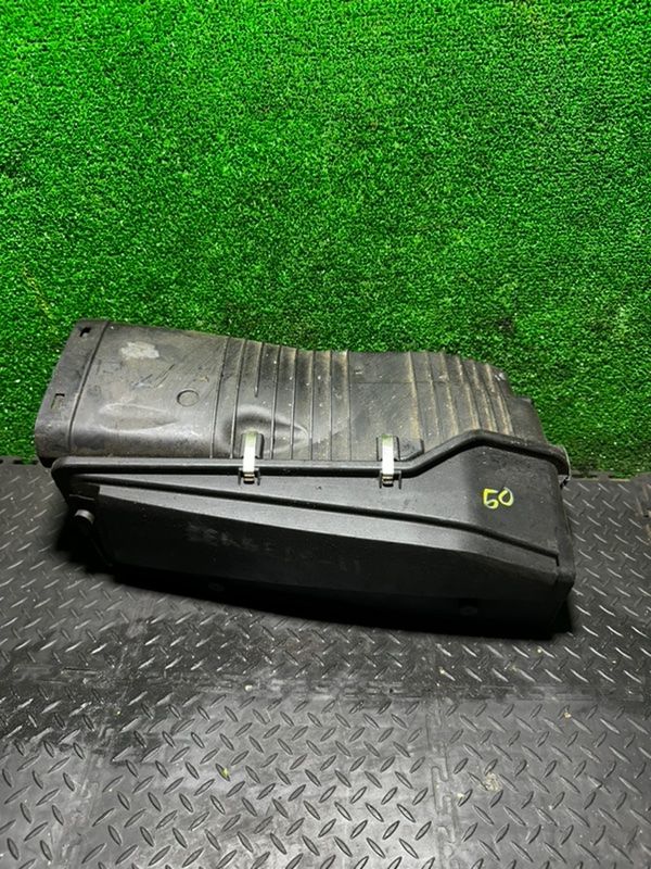 корпус воздушного фильтра Mercedes-Benz C-Класс W203/S203/CL203 2003, 2.2 л., A6460900901 - фото №1