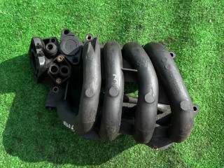 коллектор впускной Ford Focus 1 поколение 2000, 1.6 л., XS4E9424