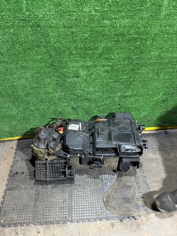 корпус отопителя (печки) Audi A6 4B/C5 2000, 4B18200050 - фото №1