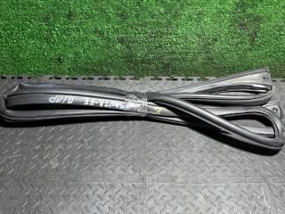 уплотнитель двери Hyundai Santa Fe 2 поколение (CM) 2008