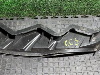 крепление фары правой Volkswagen Passat B6 2006, 2.0 л., дизель, МКПП, универсал, 3C0807890