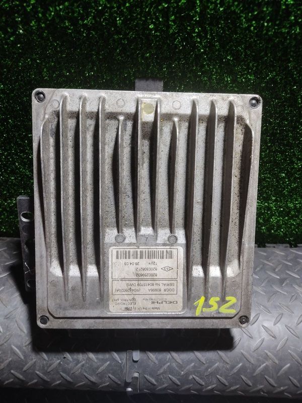 блок управления двигателем Renault Megane 2 поколение 2003, 1.5 л., 8200259832, 8200414354, R0410B024C - фото №1