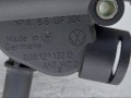 фланец (тройник) системы охлаждения Audi A4 B6 2005, 1.9 л., BRB, дизель, 038121132D - фото №6