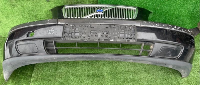 бампер передний Volvo V70 2 поколение 2004, черный - фото №1