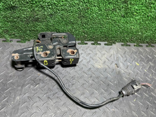замок капота Audi A4 B6 2003, 8E0823509B