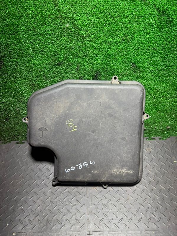 крышка блока предохранителей Volkswagen Passat B5 1999, 8D1907613A - фото №1