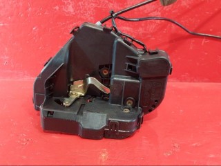 замок двери Mercedes-Benz E-Класс W210/S210 [рестайлинг] W211 2002, 271.956, 4142112631
