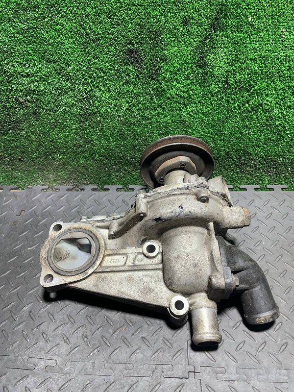 помпа Audi A4 B5 1998, R050121013 - фото №1