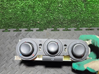 блок управления печки / климат-контроля SEAT Ibiza 3 поколение 2006, 6L0819045D