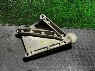 кронштейн (крепление) Renault Laguna 2 поколение 2002, 8200000023