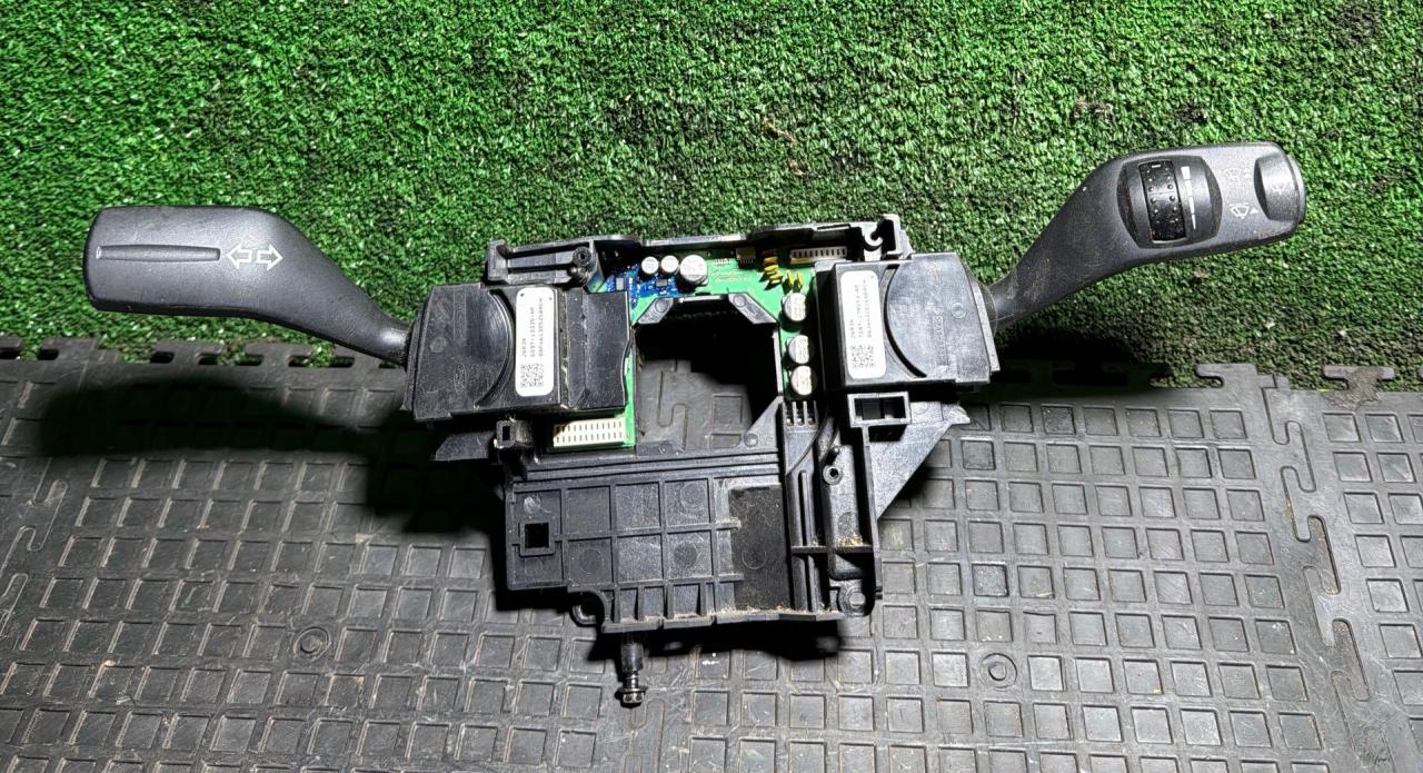 переключатель подрулевой (стрекоза) Ford Mondeo 4 поколение 2008, 7G9T13N064CH - фото №1