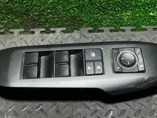 блок управления стеклоподъемниками Lexus NX 1 поколение 2017, 2.5 л., 8404078010
