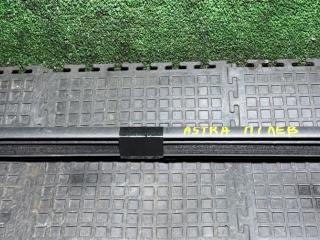 Уплотнитель стекла Opel Astra H 2005, 1.6 л., бензин, МКПП