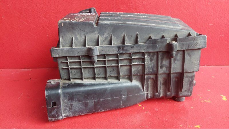 корпус воздушного фильтра Volkswagen Passat B6 2009, 3C0129607BC - фото №1