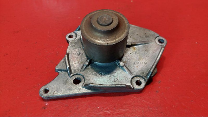 помпа Nissan Qashqai 1 поколение J10 2008, 1.5 л., K9K, дизель, 8200558733 - фото №1