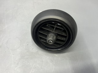 дефлектор обдува салона Mini Cooper S 3 поколение F55 2016, 2.0 л., B46 A20 A, бензин, АКПП, b49, хетчбэк 5 дв., передний привод, 64229262413, 9262413