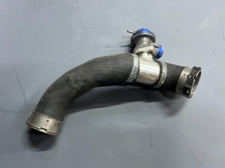 патрубок интеркулера Mini Cooper 3 поколение F56 2015, 1.5 л., бензин, АКПП, b22, передний привод, 11614753651, 4753651, 11618511338, 8511338