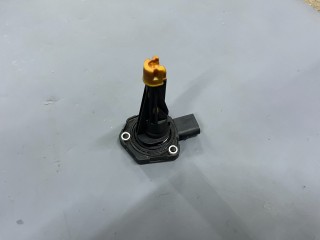 датчик уровня масла Mini Clubman 2 поколение (F54) F54 2017, 1.5 л., бензин, МКПП, c2b, полный привод, 12618638754, 8638754