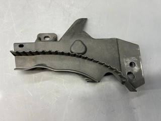 планка под капот Mini Cooper 3 поколение F56 2015, 1.5 л., бензин, АКПП, b22, передний привод, 51767300561, 7300561, 51764821021, 4821021