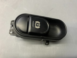 кнопка ручного тормоза (ручника) Mini Clubman 2 поколение (F54) F54 2017, 1.5 л., бензин, МКПП, c2b, полный привод, 61316806702, 6806702, 61316975552, 6975552, 61319878667, 9878667