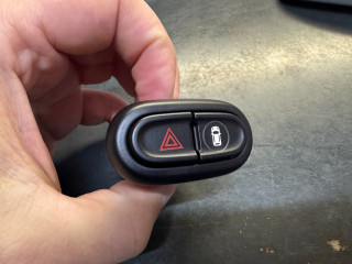 кнопка аварийной сигнализации Mini Clubman 2 поколение [рестайлинг] 2023, 2.0 л., бензин, АКПП, 851, полный привод, 61319423269, 9423269, 61316842276, 6842276