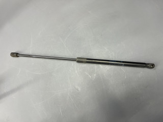 амортизатор крышки багажника (3-5 двери) Mini Cooper S 3 поколение F55 2016, 2.0 л., B46 A20 A, бензин, АКПП, b49, хетчбэк 5 дв., передний привод, 51247318896, 7318896