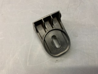 крепление бампера Mini Cooper 3 поколение F55 2016, 1.5 л., бензин, МКПП, 850, хетчбэк 5 дв., передний привод, 51117337802, 7337802