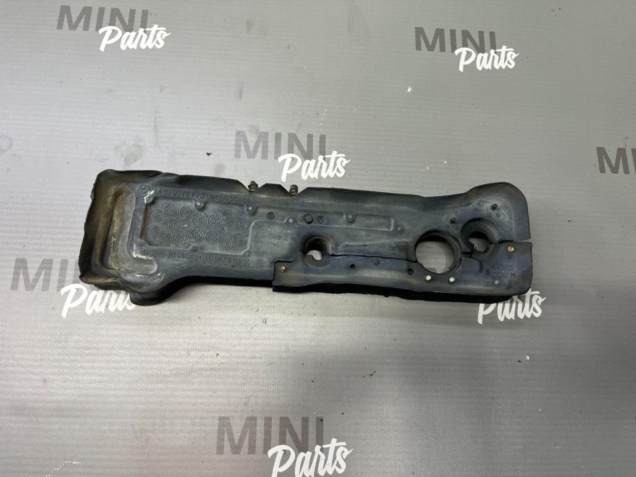 уплотнитель подкапотного пространства Mini Clubman 2 поколение (F54) F54 2017, 1.5 л., бензин, МКПП, c2b, полный привод, 64539312778, 9312778, 64539312779, 9312779 - фото №1
