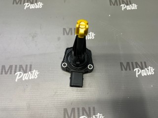датчик уровня масла Mini Cooper 3 поколение F56 2015, 1.5 л., бензин, АКПП, b22, передний привод, 12618638754, 8638754