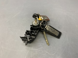 личинка дверного замка Mini Clubman 2 поколение [рестайлинг] 2023, 2.0 л., бензин, АКПП, 851, полный привод, 51217384765, 7384765, 51217384763, 7384763