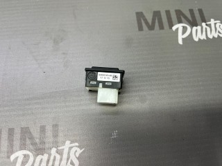 кнопка открытия багажника Mini Cooper 3 поколение F55 2016, 1.5 л., бензин, МКПП, 850, хетчбэк 5 дв., передний привод, 61319200316, 9200316, 61316921846, 6921846