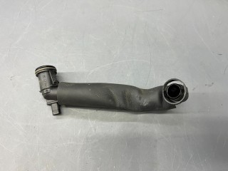 патрубок вентиляции картера Mini Cooper 3 поколение F55 2016, 1.5 л., бензин, МКПП, 850, хетчбэк 5 дв., передний привод, 11157613889, 7613889, 11158608114, 8608114, 11152462157, 2462157