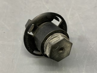 отбойник капота Mini Cooper 3 поколение F55 2016, 1.5 л., бензин, МКПП, 850, хетчбэк 5 дв., передний привод, 51767183752, 7183752, 51767348121, 7348121