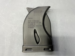 воздуховод печки Mini Cooper S 3 поколение F55 2016, 2.0 л., B46 A20 A, бензин, АКПП, b49, хетчбэк 5 дв., передний привод, 51477298808, 7298808