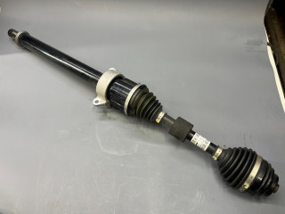 полуось передняя правая (приводной вал, ШРУС) Mini Cooper S 3 поколение [2-й рестайлинг] F56 2023, 2.0 л., бензин, робот, c3b, хетчбэк 3 дв., 31605A2E046, 5A2E046, 31608681528, 8681528