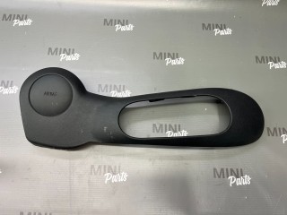 накладка на сиденье правая Mini Clubman 2 поколение (F54) F54 2017, 1.5 л., бензин, МКПП, c2b, полный привод, 52107416370, 7416370