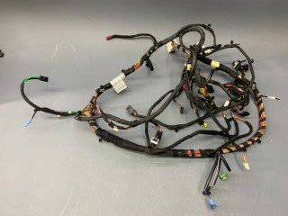 проводка торпеды Mini Cooper S 3 поколение [2-й рестайлинг] F56 2023, 2.0 л., бензин, робот, c3b, хетчбэк 3 дв., 61115A180F6, 5A180F6