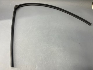 уплотнитель двери Mini Cooper 3 поколение F56 2015, 1.5 л., бензин, АКПП, b22, передний привод, 51765A4CF92, 5A4CF92, 51767300004, 7300004