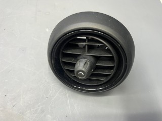 дефлектор обдува салона Mini Cooper S 3 поколение F55 2016, 2.0 л., B46 A20 A, бензин, АКПП, b49, хетчбэк 5 дв., передний привод, 64229262413, 9262413