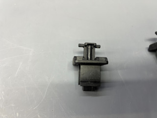 кронштейн радиатора Mini Countryman 2 поколение F60 2017, 1.5 л., B36 A15 A, бензин, АКПП, c2m, хетчбэк 5 дв., передний привод, 17118668715, 8668715