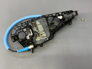 скелет ручки двери передней правой Mini Countryman 2 поколение F60 2017, 1.5 л., B36 A15 A, бензин, АКПП, c2m, хетчбэк 5 дв., передний привод, 51217296458, 7296458, 51217395355, 7395355