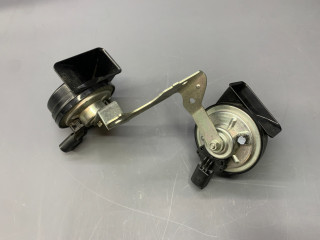 сигнал (клаксон) Mini Clubman 2 поколение [рестайлинг] 2023, 2.0 л., бензин, АКПП, 851, полный привод, 61338495258, 8495258