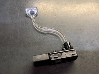 фонарь салона (плафон) Mini Countryman 2 поколение F60 2017, 1.5 л., B36 A15 A, бензин, АКПП, c2m, хетчбэк 5 дв., передний привод, 63319263454, 9263454, 63319374810, 9374810