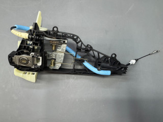 скелет ручки двери передней левой Mini Cooper 3 поколение [рестайлинг] F55 2020, 1.5 л., B36 A15 A, бензин, АКПП, хетчбэк 5 дв., 51217296457, 7296457, 51217331286, 7331286