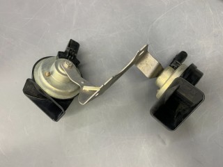 сигнал (клаксон) Mini Clubman 2 поколение (F54) F54 2017, 1.5 л., бензин, МКПП, c2b, полный привод, 61337356775, 7356775